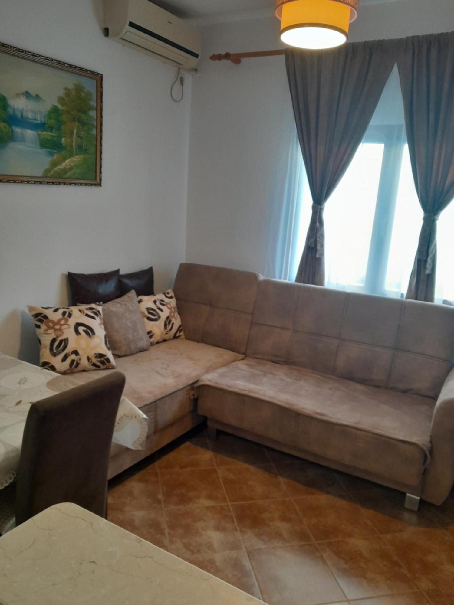Apartment Jelaca Херцег-Новий Екстер'єр фото